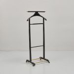 491889 Valet stand